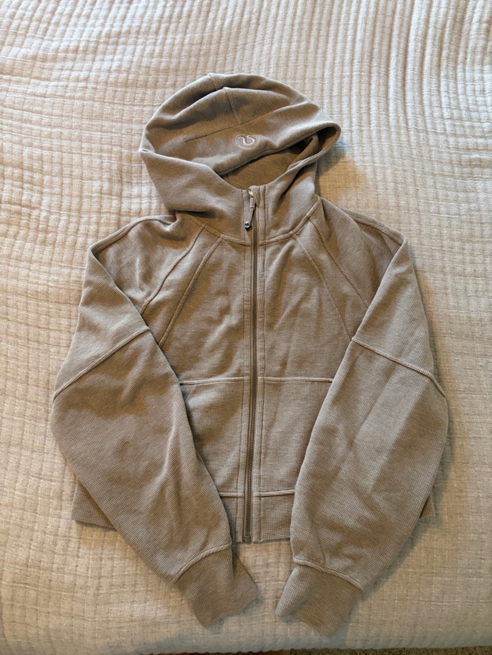 Lululemon Scuba Beige Zip-Up hoodie